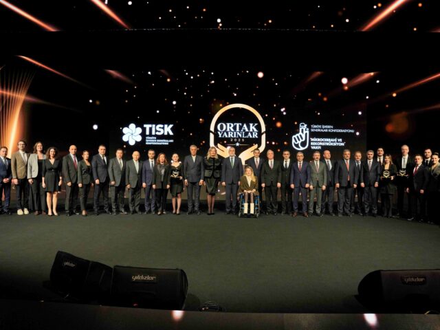 Akçansa’nın Yapay Resif projesine Ortak Yarınlar Ödülü