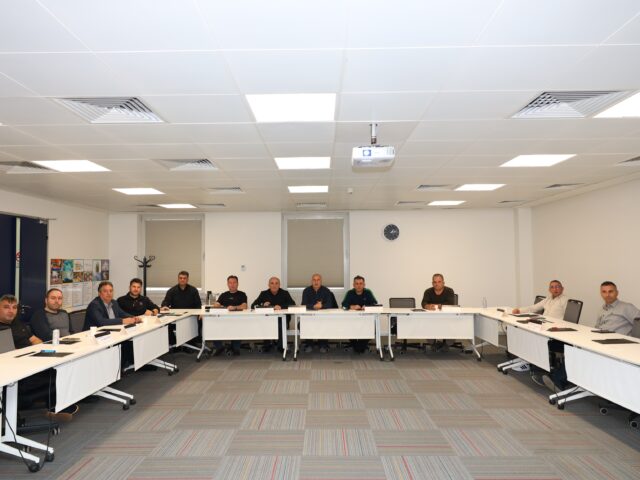 Mercedes-Benz Türk, Eğitmen Kaptanlarla Bir Araya Geldi