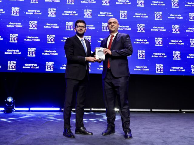 OYAK Çimento’ya Platin Global 100’den “Etki Ekonomisi” Ödülü