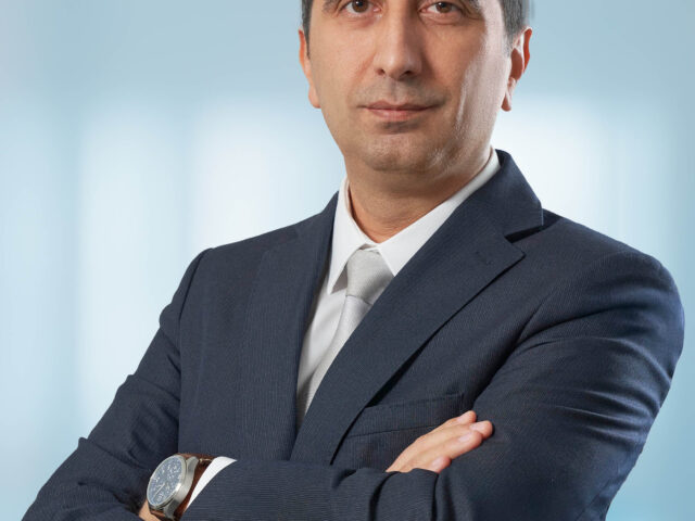 İzocam Satış ve Pazarlama Direktörü Erdal Bozok: “Yalıtım, Yapı Güvenliği İçin Ertelenmemesi Gereken Bir Yatırımdır”