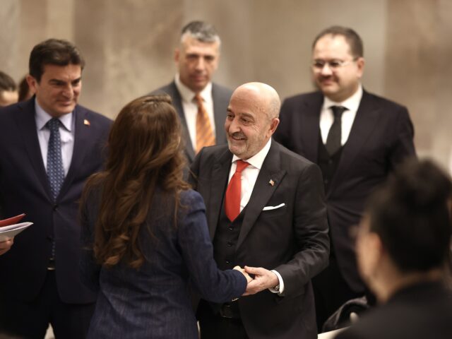 OYAK Yönetimi, şehit aileleriyle iftar sofrasında bir araya geldi