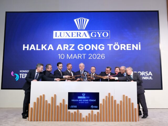 Borsa İstanbul’da gong Luxera GYO için çaldı