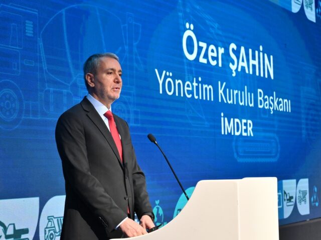 Sektör temsilcileri İş Makinaları Zirvesi’nde bir araya geldi