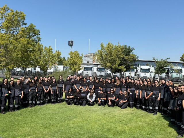 Mercedes-Benz Türk’ten Üretimde Kadın İstihdamına İşin Kaynağında Destek