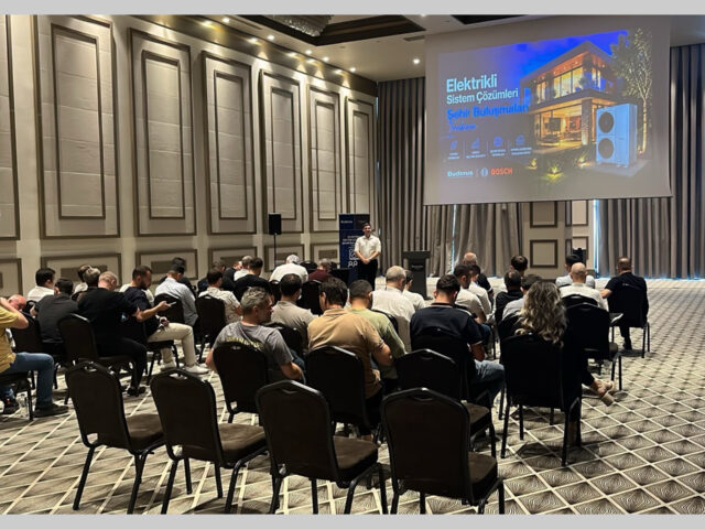 Bosch Home Comfort Group İş Ortaklarını Elektrikli Sistem Çözümleri Eğitimlerinde Bir Araya Getiriyor 